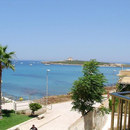 Hotel Vittorio Portopalo Di Capo Passero Екстериор снимка