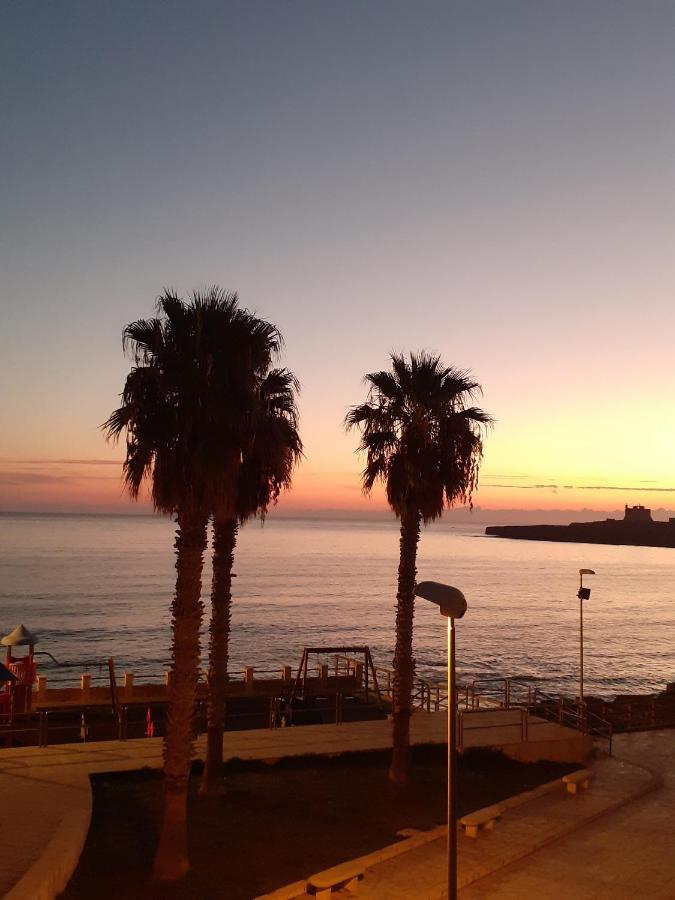 Hotel Vittorio Portopalo Di Capo Passero Екстериор снимка