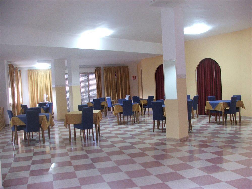 Hotel Vittorio Portopalo Di Capo Passero Екстериор снимка