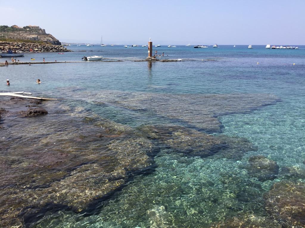 Hotel Vittorio Portopalo Di Capo Passero Екстериор снимка