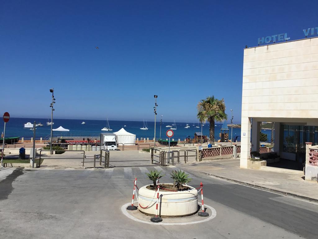 Hotel Vittorio Portopalo Di Capo Passero Екстериор снимка
