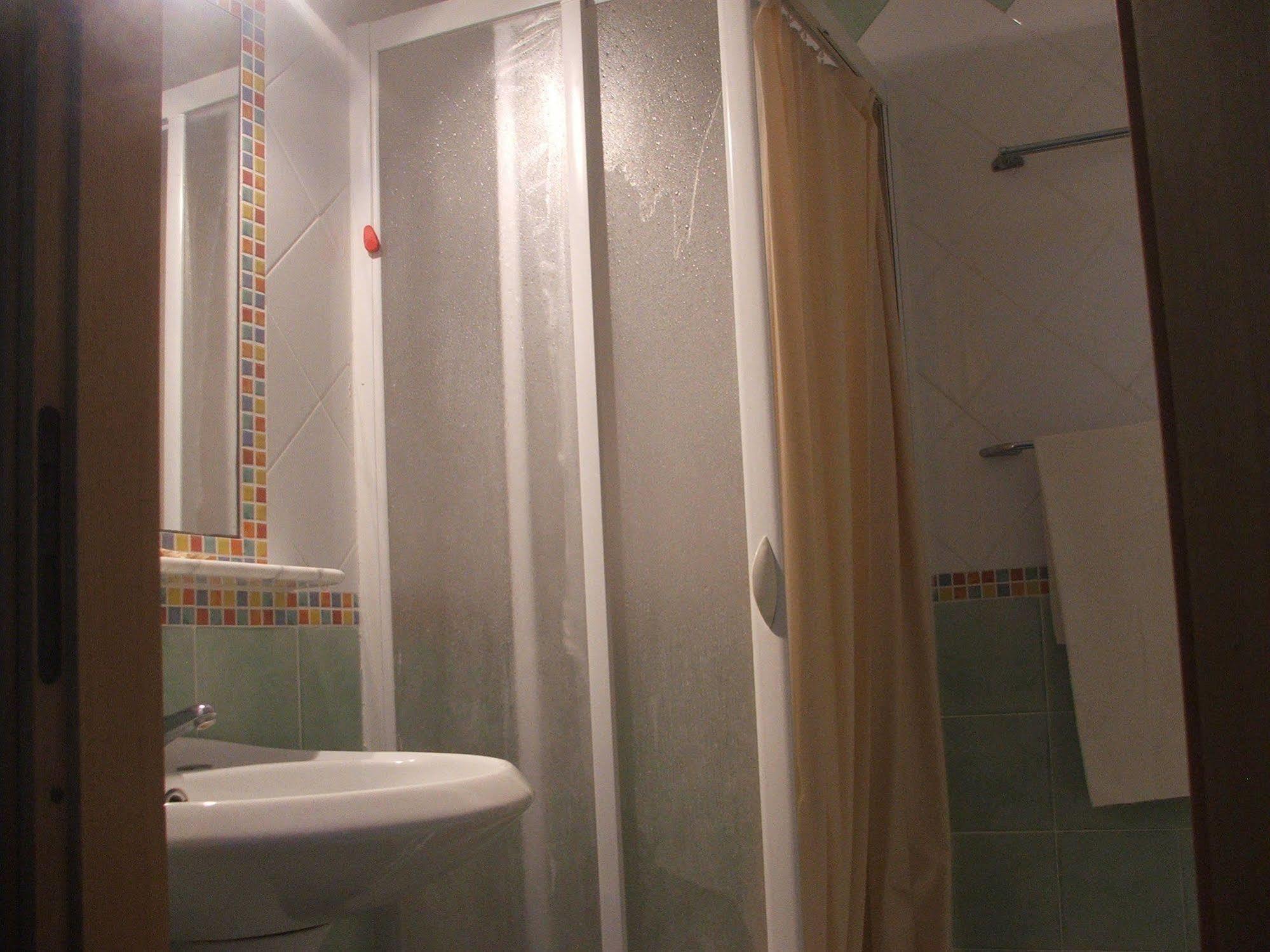Hotel Vittorio Portopalo Di Capo Passero Екстериор снимка